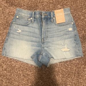 Madewell “the perfect jean short”